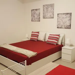 Nonna Dina Apartamento